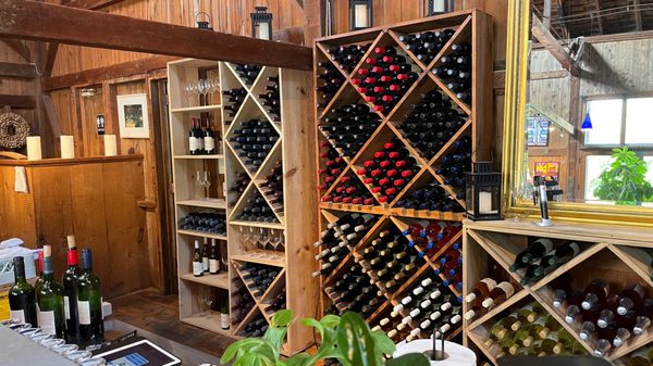 Lenz Winery by null