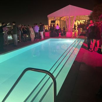 IO Rooftop - NYE 2023 - Lounges Near Me - Los Angeles, California