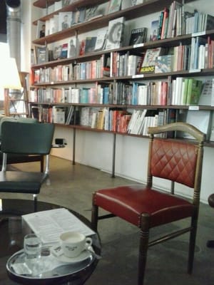 phil - Café, bookshop & bar by null