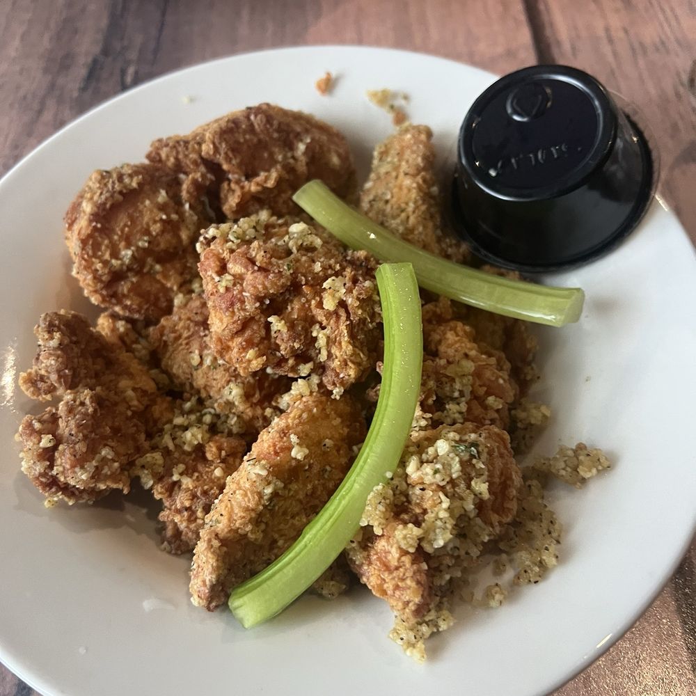 Anchor Bar - 10 Boneless Wings - Chicken Wings Near Me - Niagara Falls, New York