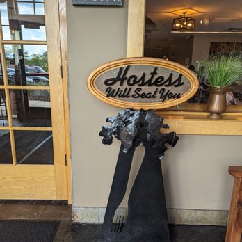 Brazin American Pub & Eatery - New American Near Me - Eden Prairie, Minnesota