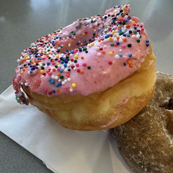 Donut licious - Donuts Near Me - Spring, Texas