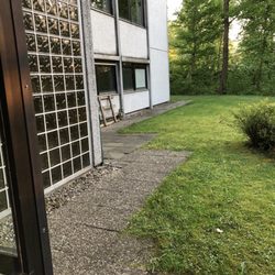 Gersfelder Hof Hotel - Restaurant - Anlage von hinten...zählt wohl nicht mit zu den Bewertungskriterien der DEHOGA