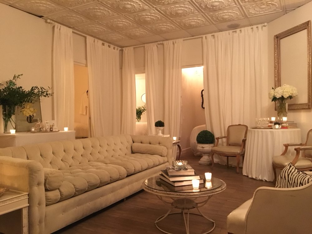 Penelope & The Beauty Bar