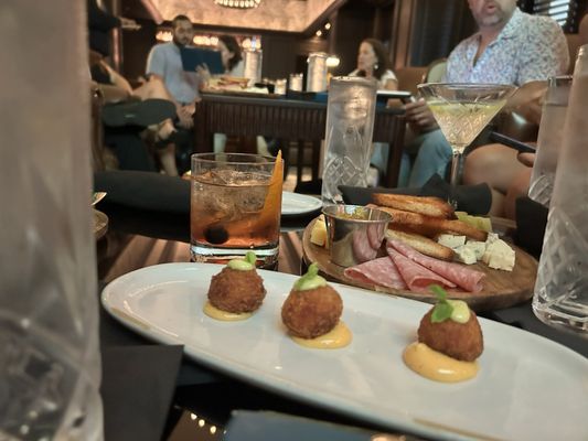 The Commodore by null