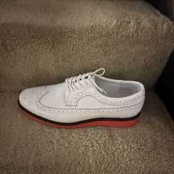 Fairlawn Shoe & Luggage Repair - I need the red part a different color red