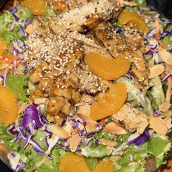 The Sled Pub - Asian sesame chicken salad