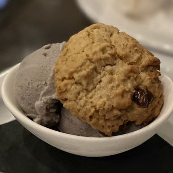 Steakhouse Five - Homemade ice cream with cookie - Steakhouses Near Me - Murfreesboro, Tennessee