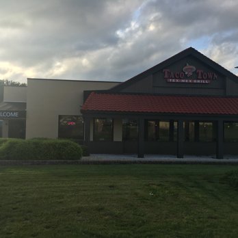 Taco Town - Beautiful exterior - Tacos Near Me - Orange, Connecticut Taco Town - Beautiful exterior - Tacos Near Me - Orange, Connecticut