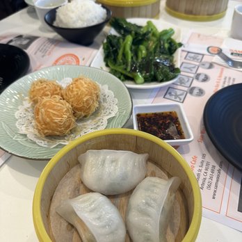 Sam Woo Cafe - Hargow, Fried Shrimp Balls, and etc - Desserts Near Me - Artesia, California