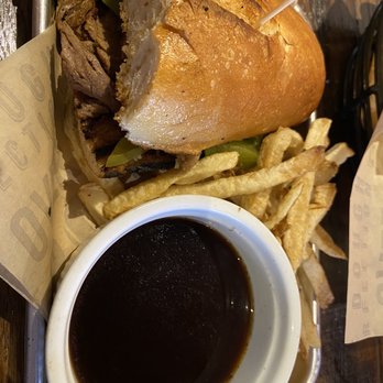Blast 825 Brewery - Tri Tip Sandwich - Brewpubs Near Me - Orcutt, California