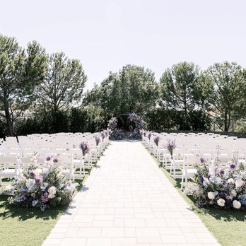 Vo Floral Design - Ceremony set up - Florists Near Me Vo Floral Design - Ceremony set up - Florists Near Me