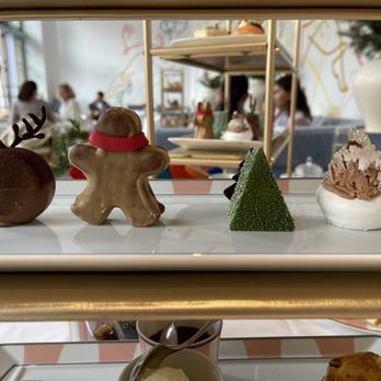 The Terrace - Afternoon tea sweets - New American Near Me - Beverly Hills, California The Terrace - Afternoon tea sweets - New American Near Me - Beverly Hills, California