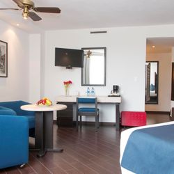 Best Western Real de Puebla - King Bed Guest Room