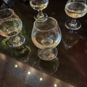 Belle Cora - Wine Bars Near Me - San Francisco, California