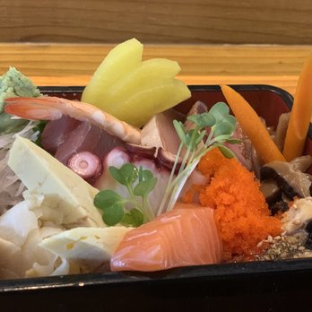Kamado Sushi - Chirashi sushi - Japanese Near Me - Berkeley, California