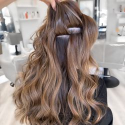 Svelte Salon