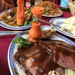 Le Phénix - Canard laqué riz cantonnais nouilles et bœuf aux oignons