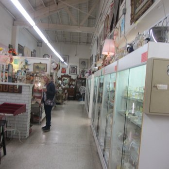 Antique Station - Antiques Near Me - Orange, California Antique Station - Antiques Near Me - Orange, California