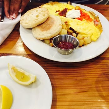 First Watch - Omelette - Cafes Near Me - Snellville, Georgia