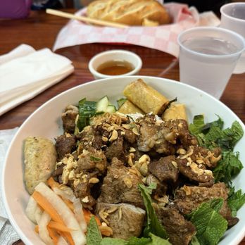 Mama Bear Pho And Boba - Grilled pork vermicelli - Coffee & Tea Near Me - Orlando, Florida Mama Bear Pho And Boba - Grilled pork vermicelli - Coffee & Tea Near Me - Orlando, Florida