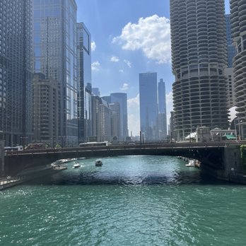 Chicago River Boat Architecture Tours - Architectural Tours Near Me - Chicago, Illinois