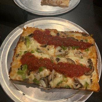 Via 313 Pizza - Pizza Near Me - Orem, Utah
