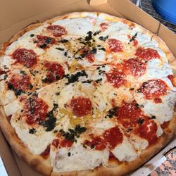 Large Margherita pie