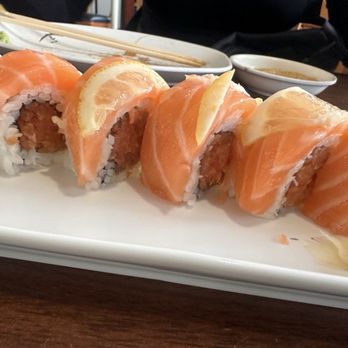 Mizu - Mission Bay Roll - Sushi Bars Near Me - San Diego, California