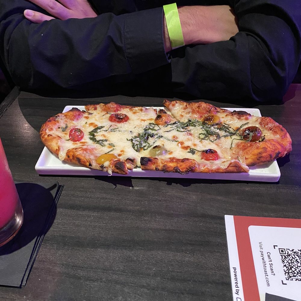 Irvine Improv - Margarita pizza - Comedy Clubs Near Me - Irvine, California Irvine Improv - Margarita pizza - Comedy Clubs Near Me - Irvine, California
