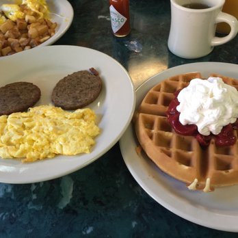 Clary's Cafe - Andi's Birthday Breakfast - Breakfast & Brunch Near Me - Savannah, Georgia