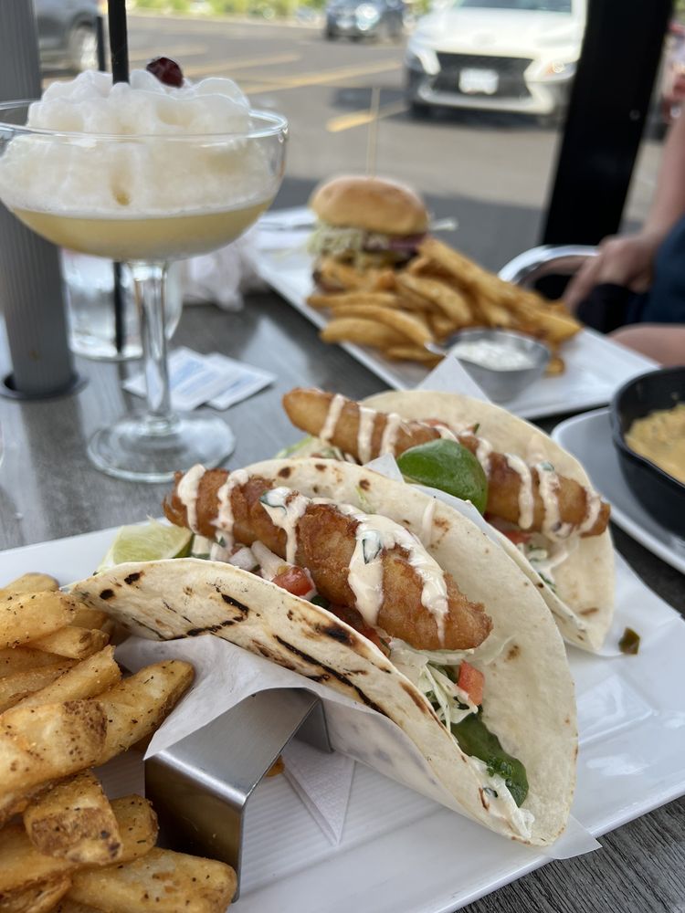 STATE & MAIN KITCHEN & BAR Updated October 2024 28 Photos & 16