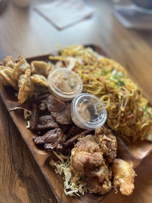 Hawaiian Style Cafe Hilo by null