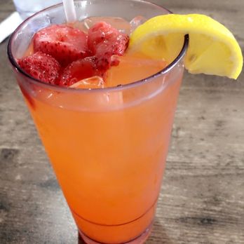 Good Day Cafe - Jonathan's Strawberry Lemonade - Breakfast & Brunch Near Me - Vallejo, California