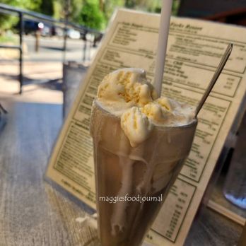 The Forks Resort - The Forks Resort, Bass Lake: 2025 Sep 23 Root Beer Float - Resorts Near Me - Bass Lake, California