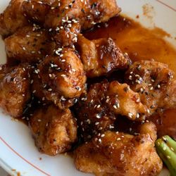 Unlike sesame chicken I've had before, theirs is lightly fried, and spicy.  It was good, albeit somewhat dry.