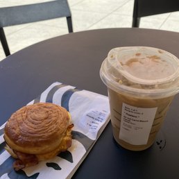 Grande Iced Caramel Macciato Upside Down + Oakmilk Double Smoked Bacon, Cheddar, & Egg Sandwich Grande Iced Caramel Macciato Upside Down + Oakmilk Double Smoked Bacon, Cheddar, & Egg Sandwich