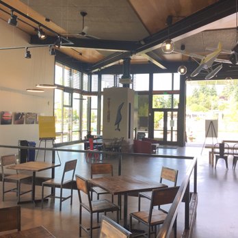 Diva Espresso - Open ceilings and very airy - Coffee & Tea Near Me - Kenmore, Washington