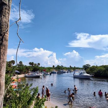 Whiskey Creek Hideout - Rafting/Kayaking Near Me - Dania Beach, Florida