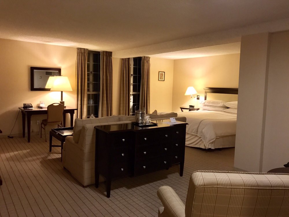 Anaheim Majestic Garden Hotel 7 Photos 807 Reviews Hotels 900 S Disneyland Dr Anaheim Ca Phone Number