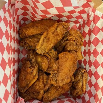 Vons Chicken Downtown - Crispy Fried Shoyu Chicken - Chicken Wings Near Me - Honolulu, Hawaii Vons Chicken Downtown - Crispy Fried Shoyu Chicken - Chicken Wings Near Me - Honolulu, Hawaii