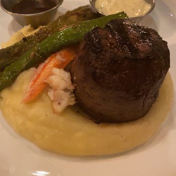 Oak Steakhouse - Steakhouses Near Me - Charlotte, North Carolina