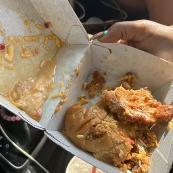 Chick-fil-A - Ew - Fast Food Near Me - Los Angeles, California