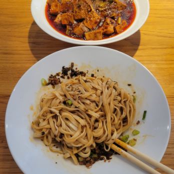 Chengdu Impression - Dan Dan noodles (small) with Mapo Tofu. Both have minced pork in the dishes. - Szechuan Near Me - Arcadia, California Chengdu Impression - Dan Dan noodles (small) with Mapo Tofu. Both have minced pork in the dishes. - Szechuan Near Me - Arcadia, California