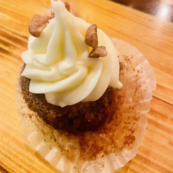 Blind Box BBQ - carrot cake cupcake - Barbeque Near Me - Shawnee, Kansas