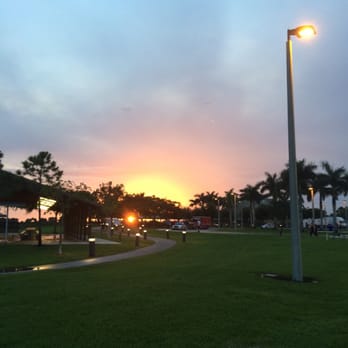 Sunset Cove Amphitheater - Crazy Sunset! - Music Venues Near Me - Boca Raton, Florida Sunset Cove Amphitheater - Crazy Sunset! - Music Venues Near Me - Boca Raton, Florida