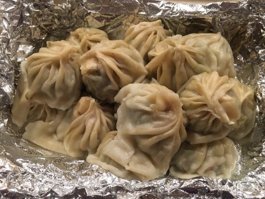 The Everest Momo by null