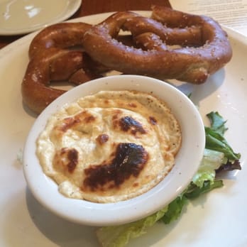 Sierra Nevada Brewing - Beer cheese and pretzels - Breweries Near Me - Chico, California Sierra Nevada Brewing - Beer cheese and pretzels - Breweries Near Me - Chico, California