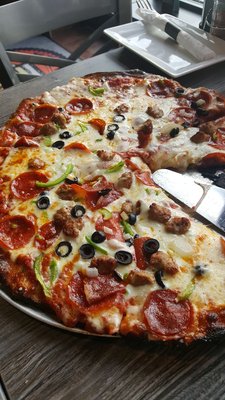 Porter Brewery Pizza by null