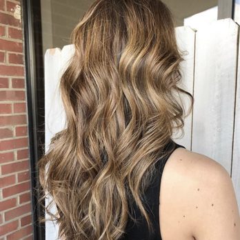 Hunter Paige - First time at Hunter Paige and I'm in love with this gorgeous lived in color by Brooke! - Hair Salons Near Me - Brentwood, Tennessee